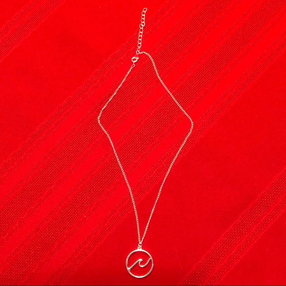 Dainty Silver Tone Wave Necklace